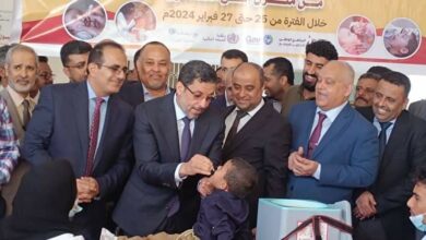 صورة تدشين حملة التحصين الاحترازية ضد شلل الأطفال بالعاصمة عدن