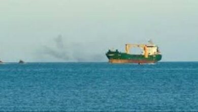 صورة هيئة التجارة البريطانية: الحوثي يستهدف سفينة قبالة الحديدة اليمنية