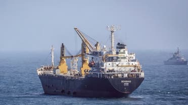 صورة سفن إيران تطل ثانية.. ما دورها في هجمات الحوثي بالبحر الأحمر؟