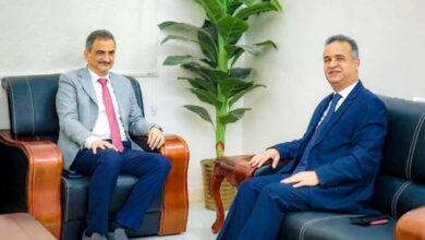 صورة لملس يلتقي السفير الليبي ويؤكد حرص السلطة المحلية على أداء السفارات عملها كلياً من العاصمة عدن