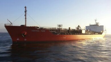 صورة شركة ميرسك للشحن البحري ترفض عودة سفنها إلى عبور البحر الأحمر