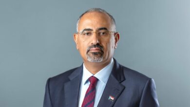 صورة الرئيس الزُّبيدي يعيّن صالح الحاج رئيساً لهيئة الشؤون الخارجية والشرفي نائباً له