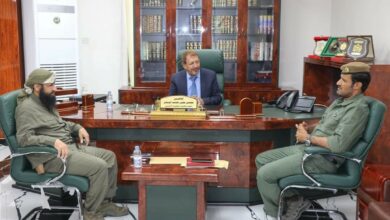 صورة رئيس مجلس القضاء الأعلى يلتقي قائد وأركان قوات الحزام الأمني في العاصمة عدن