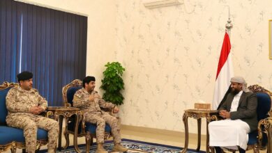 صورة النائب المحرمي يلتقي قائد التحالف العربي بالعاصمة عدن