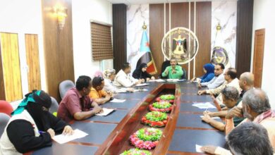 صورة انتقالي العاصمة عدن يعقد لقاءً تشاورياً برؤساء أقسام الشؤون الاجتماعية والجماهيرية بالمديريات